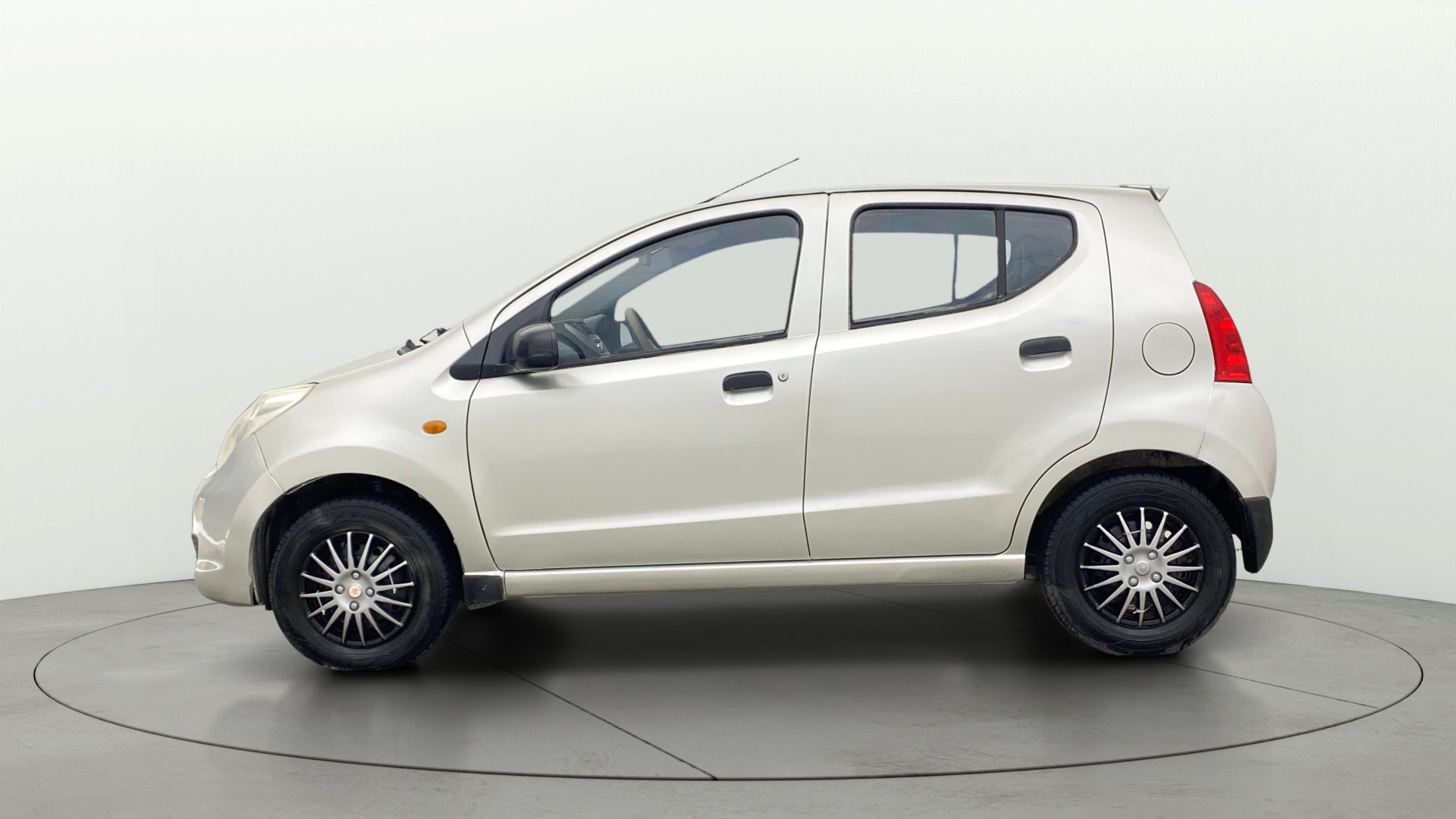 View 2013 Maruti Suzuki 1000 Base Variant Image 5 Used 2013 Maruti Suzuki 1000 Base Variant Image 5
