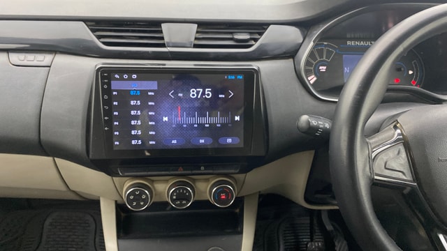 View Renault Triber Image 18 Used Renault Triber Image 18