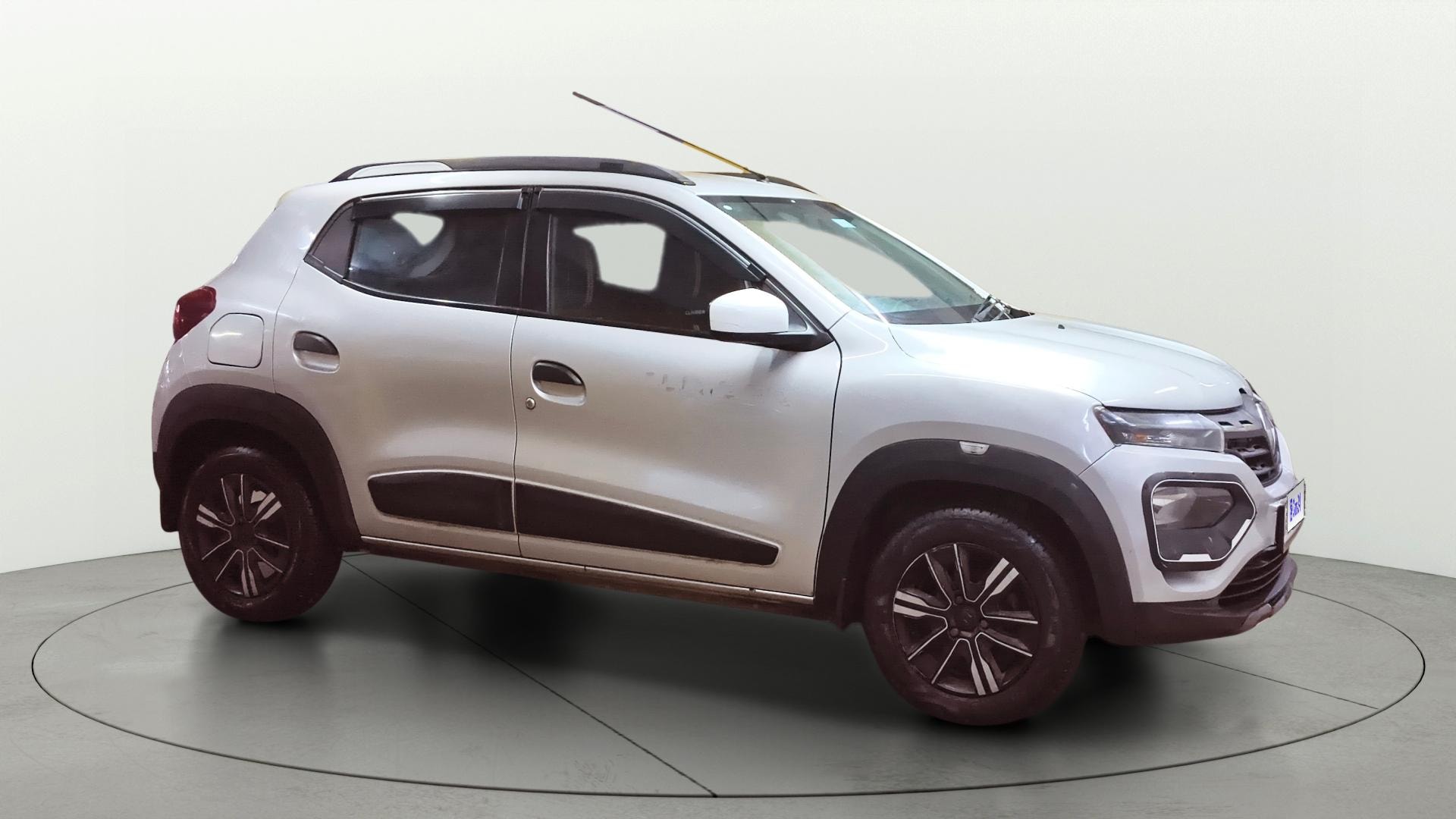 View 2022 Renault Kwid RXL 1.0 BS IV Image 22 Used 2022 Renault Kwid RXL 1.0 BS IV Image 22