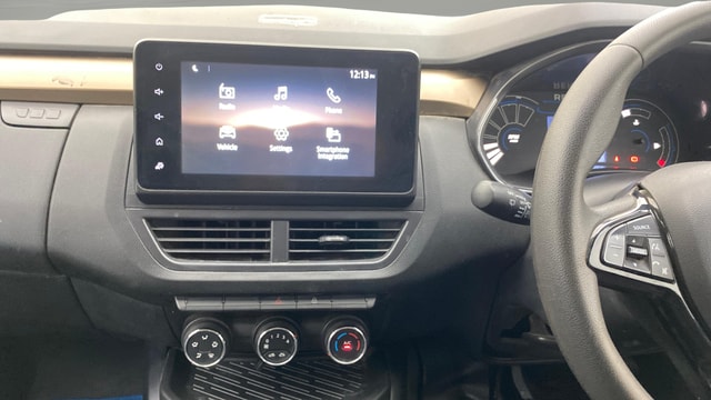View Renault Kiger Image 17 Used Renault Kiger Image 17