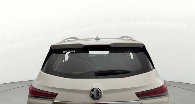 View MG Hector Plus Image 4 Used MG Hector Plus Image 4