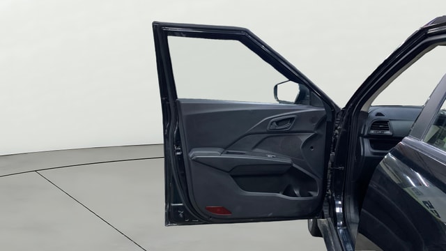 View Mahindra XUV300 Image 39 Used Mahindra XUV300 Image 39