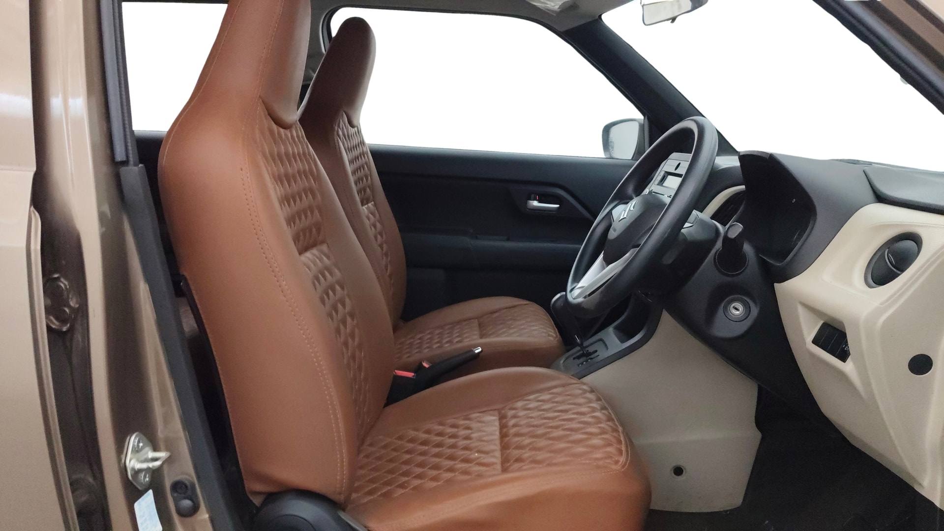 View 2019 Maruti Suzuki 1000 Base Variant Image 25 Used 2019 Maruti Suzuki 1000 Base Variant Image 25