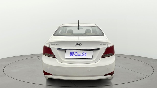 View Hyundai Fluidic Verna Image 40 Used Hyundai Fluidic Verna Image 40