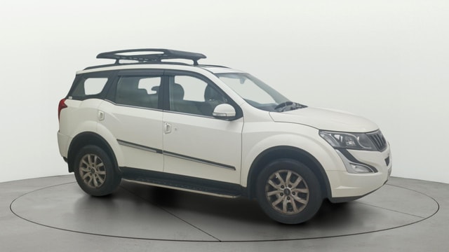 View Mahindra XUV500 Image 15 Used Mahindra XUV500 Image 15