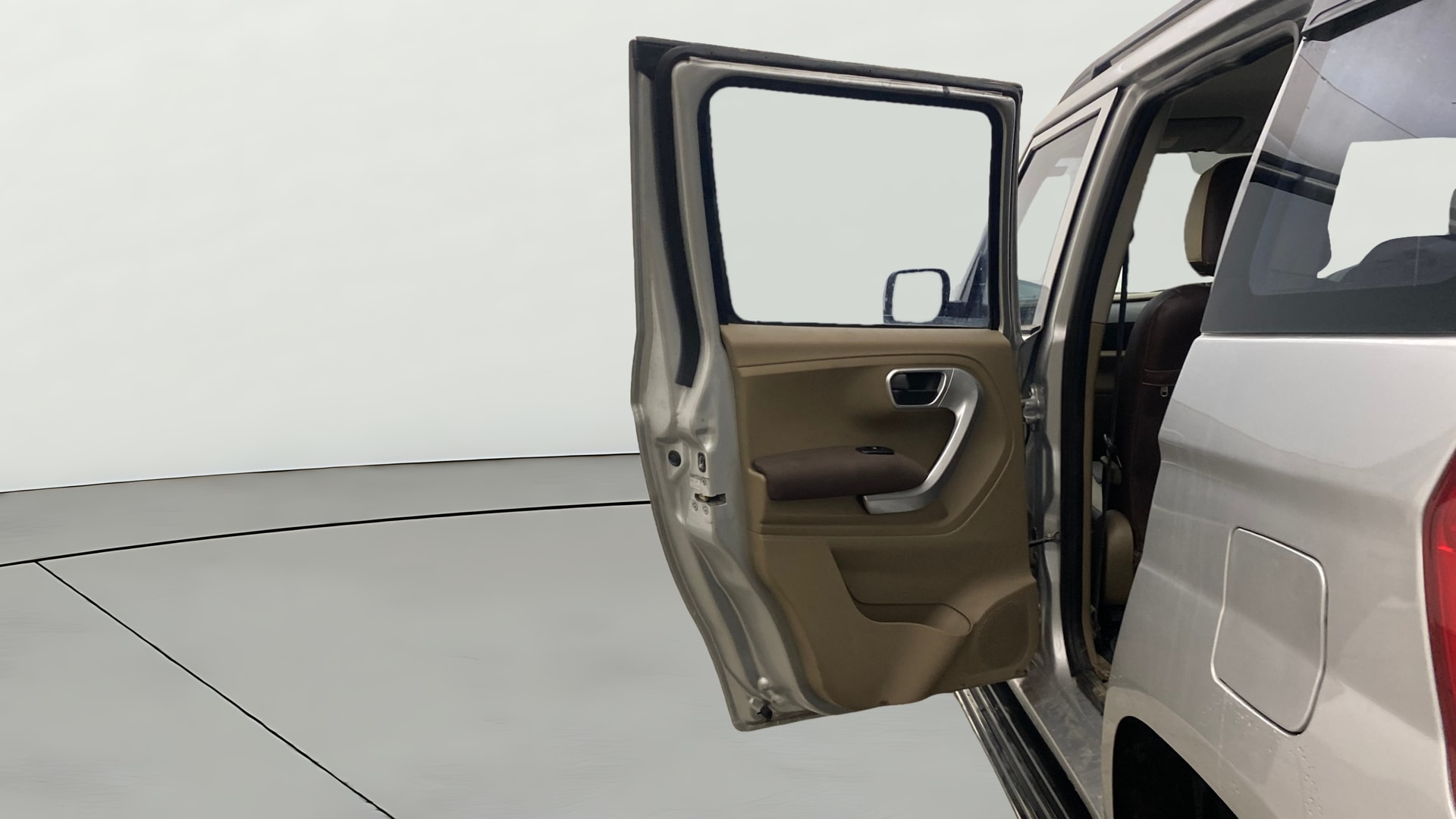 Used 2018 Mahindra TUV300 Used 2018 Mahindra TUV300