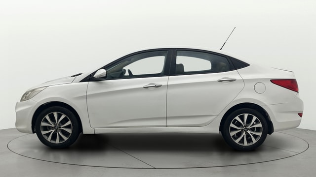View Hyundai Fluidic Verna Image 5 Used Hyundai Fluidic Verna Image 5