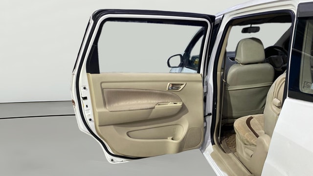View Maruti Suzuki 1000 Image 23 Used Maruti Suzuki 1000 Image 23