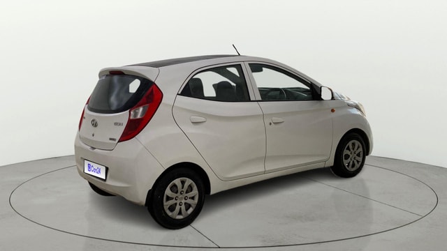 View Hyundai EON Image 41 Used Hyundai EON Image 41