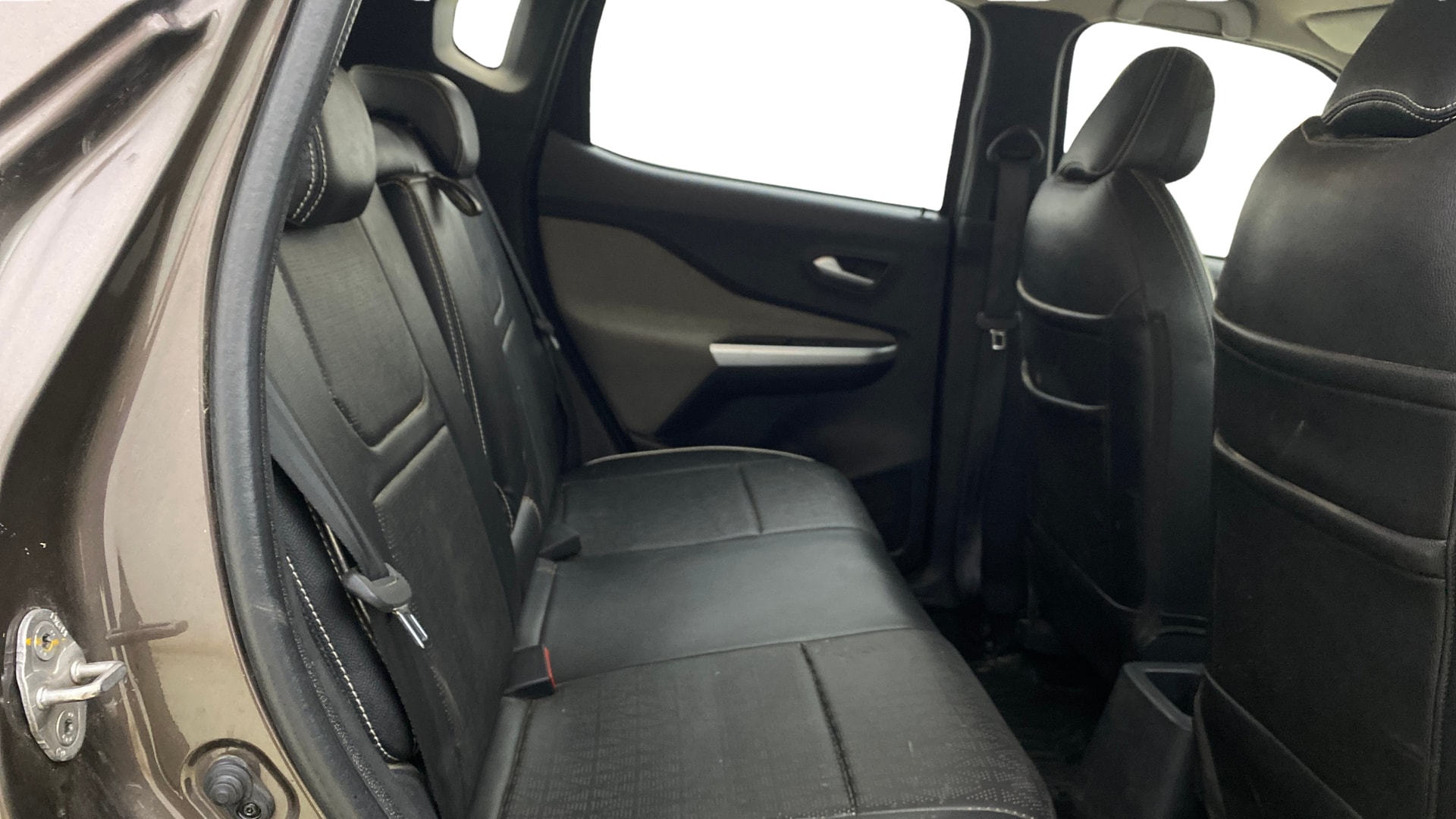 View 2022 Nissan Magnite Turbo XV CVT Image 36 Used 2022 Nissan Magnite Turbo XV CVT Image 36