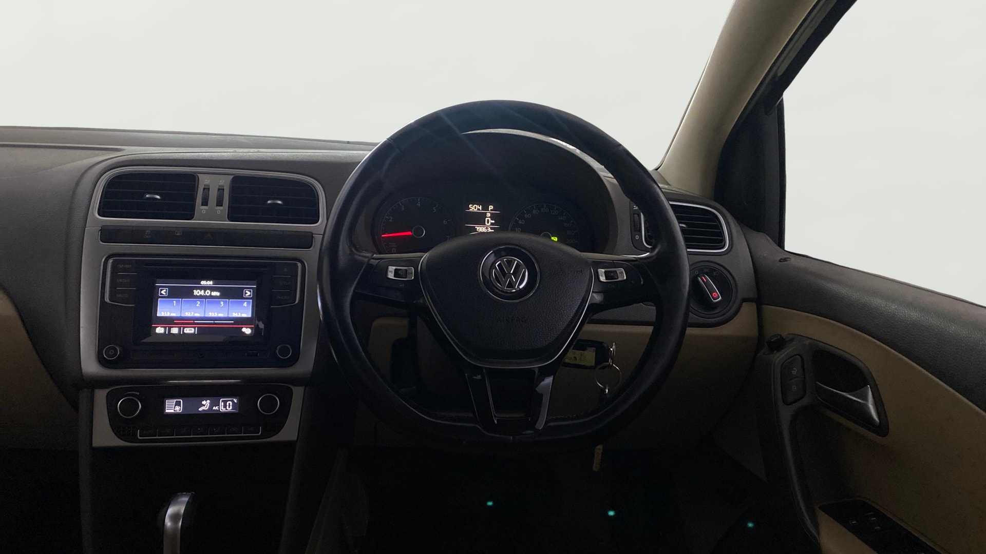 View 2016 Volkswagen Vento 1.2 L TSI Comfortline Petrol AT Image 20 Used 2016 Volkswagen Vento 1.2 L TSI Comfortline Petrol AT Image 20