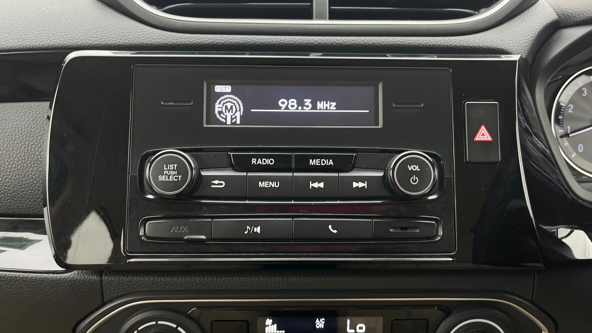 View 2018 Honda Amaze E MT Petrol BS IV Image 31 Used 2018 Honda Amaze E MT Petrol BS IV Image 31