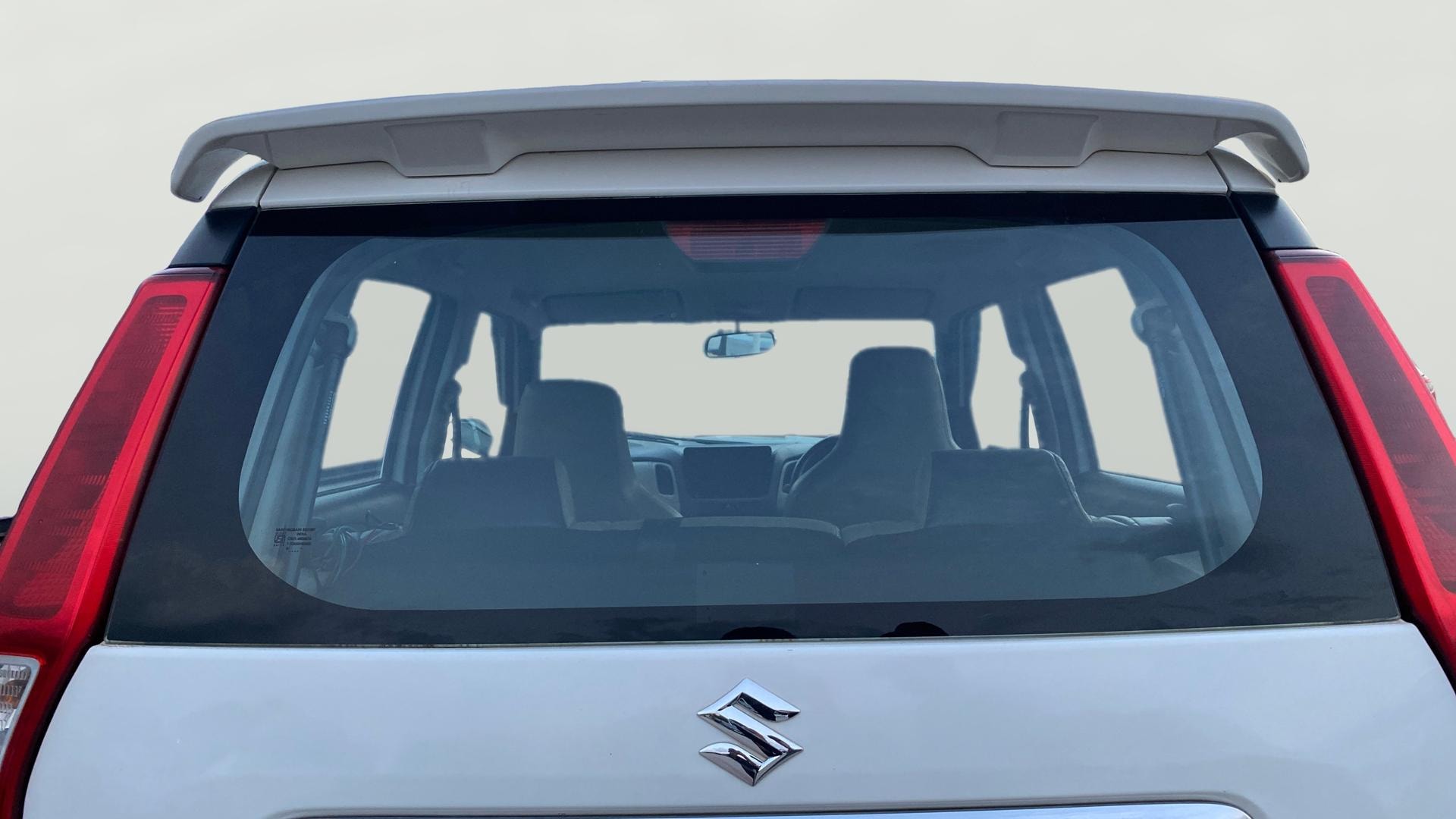 View 2020 Maruti Suzuki 1000 Base Variant Image 4 Used 2020 Maruti Suzuki 1000 Base Variant Image 4