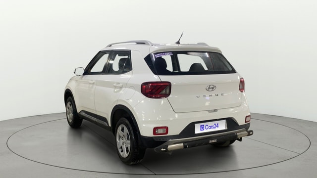 View Hyundai Venue Image 2 Used Hyundai Venue Image 2
