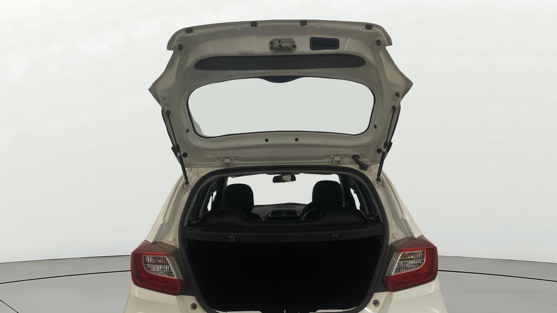View 2022 Tata Tiago Revotorq XB Image 16 Used 2022 Tata Tiago Revotorq XB Image 16