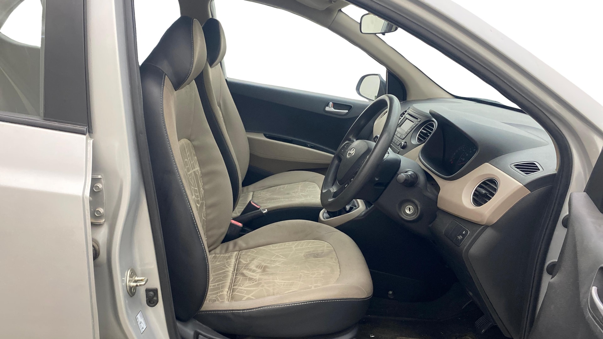 View 2014 Hyundai Xcent E Petrol Image 25 Used 2014 Hyundai Xcent E Petrol Image 25