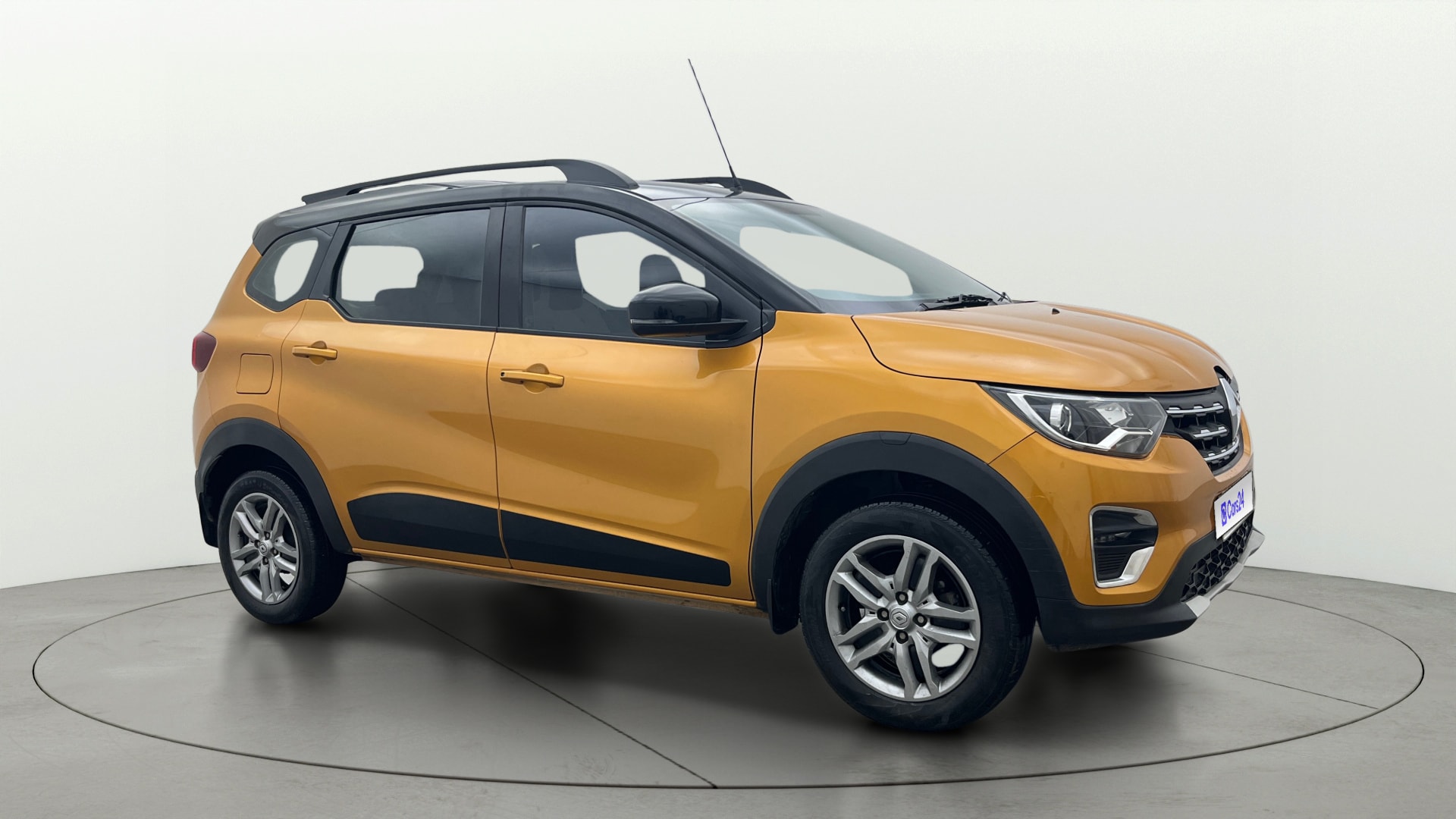 View 2022 Renault Triber RXZ Image 38 Used 2022 Renault Triber RXZ Image 38