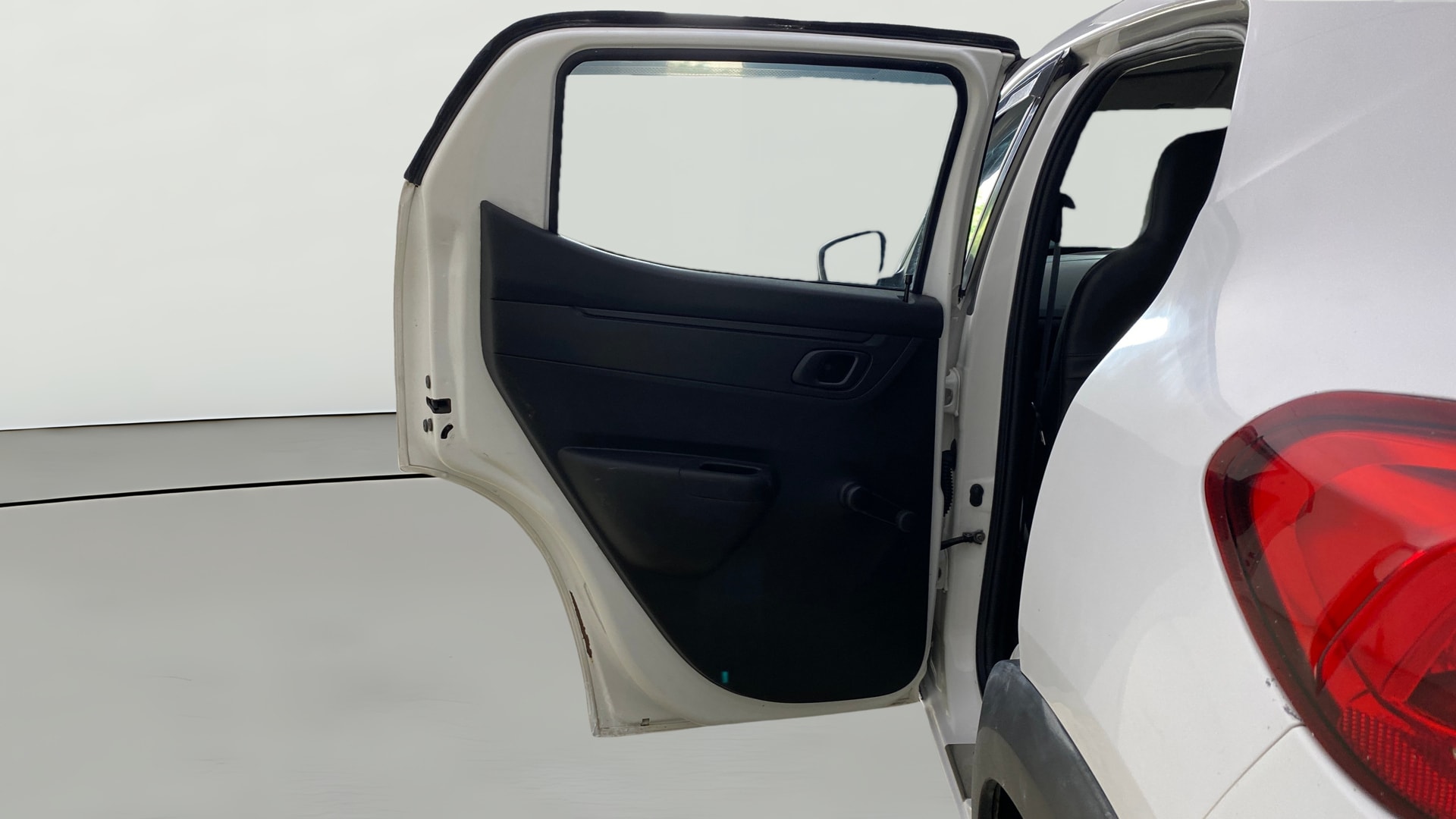 View 2020 Renault Kwid RXL 1.0 BS IV Image 22 Used 2020 Renault Kwid RXL 1.0 BS IV Image 22