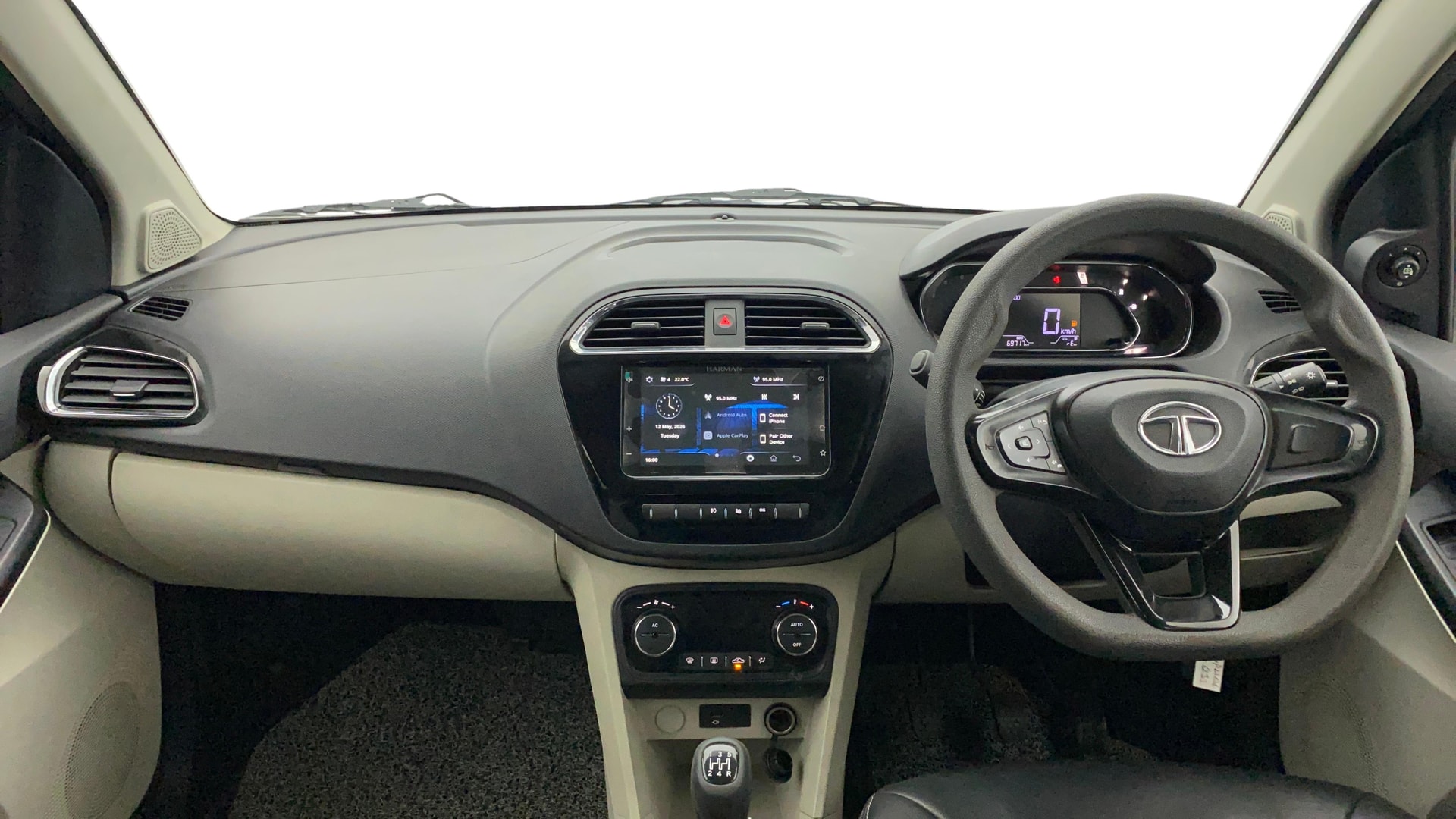 Used 2022 Tata Tiago Used 2022 Tata Tiago