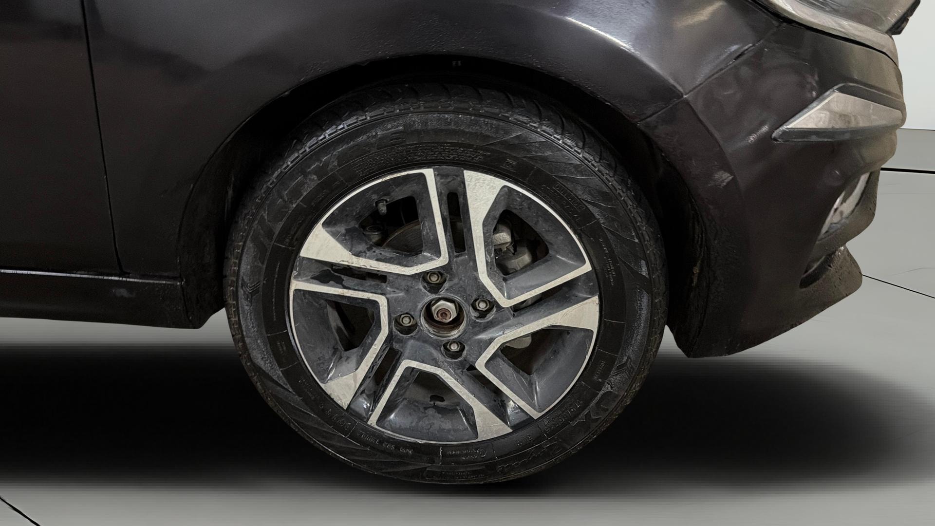 View 2023 Tata Tiago Revotorq XB Image 40 Used 2023 Tata Tiago Revotorq XB Image 40