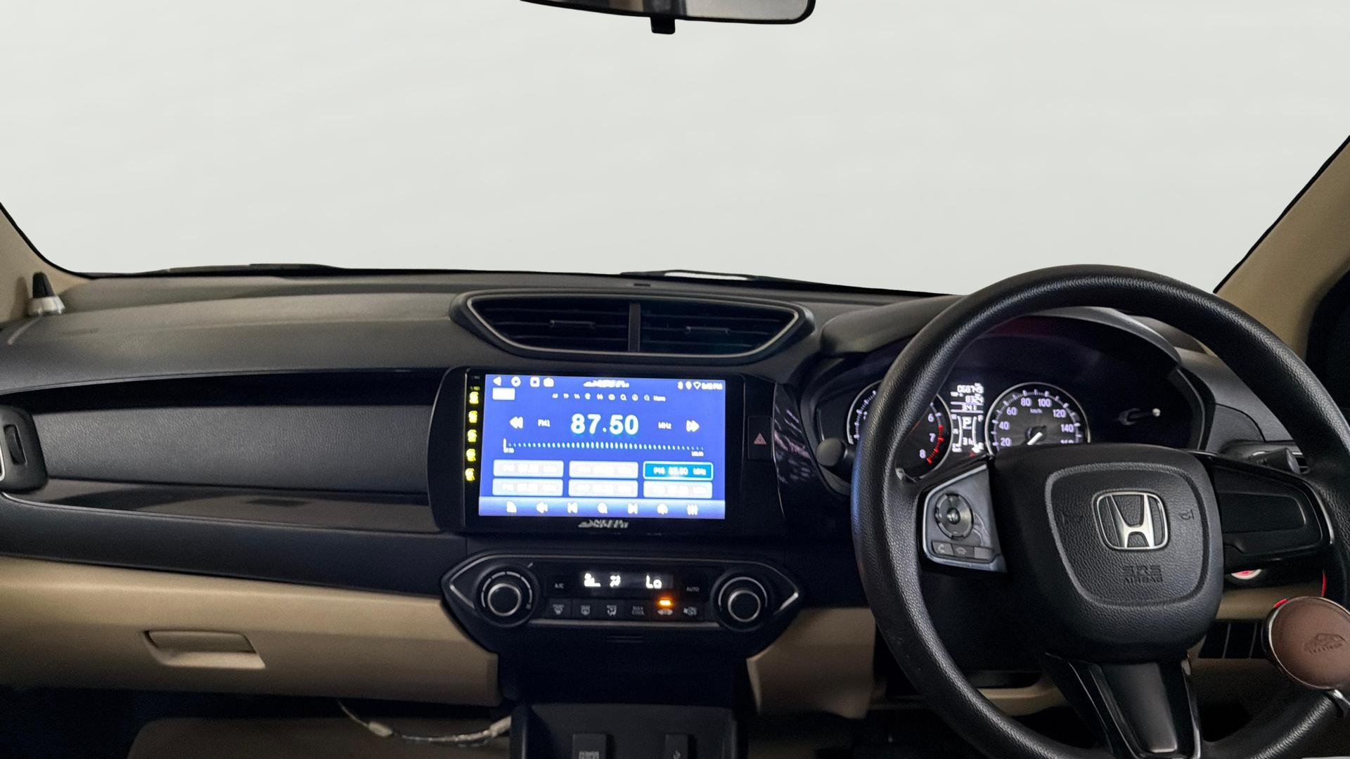 View 2019 Honda Amaze E MT Petrol BS IV Image 17 Used 2019 Honda Amaze E MT Petrol BS IV Image 17