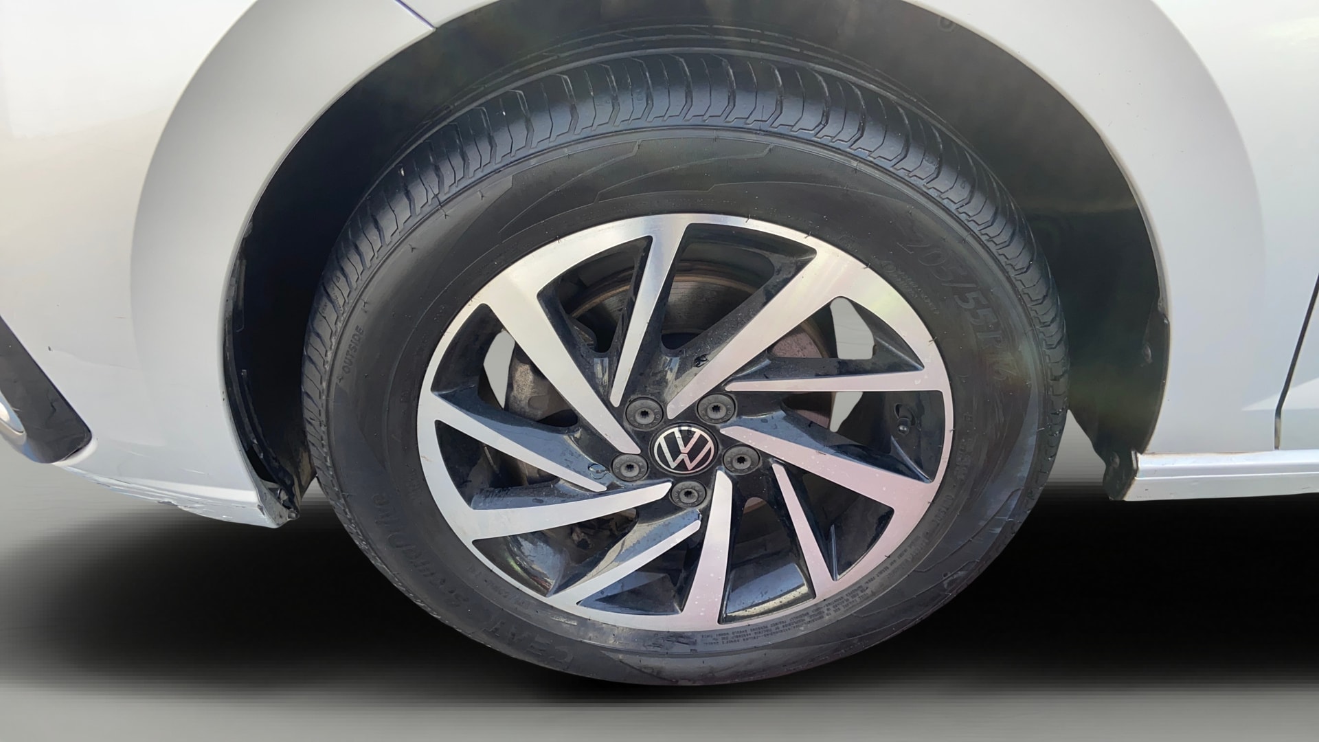 View 2023 Volkswagen Virtus Topline 1.0 TSI MT Image 30 Used 2023 Volkswagen Virtus Topline 1.0 TSI MT Image 30