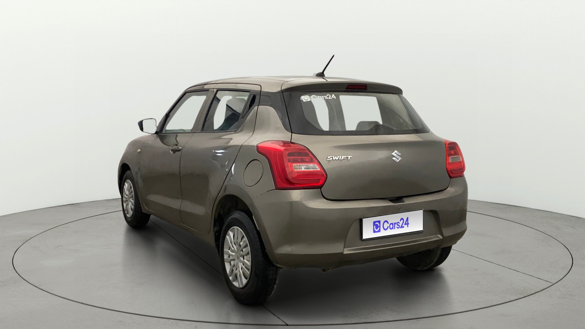 View 2018 Maruti Suzuki 1000 Base Variant Image 2 Used 2018 Maruti Suzuki 1000 Base Variant Image 2