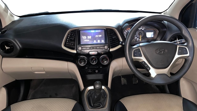 View Hyundai New Santro Image 15 Used Hyundai New Santro Image 15