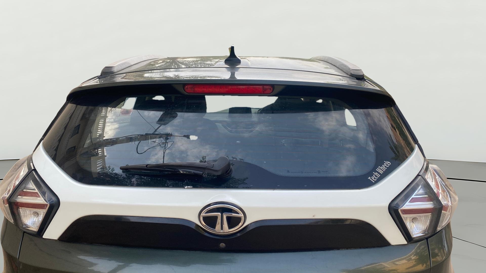 View 2022 Tata Nexon Revotron XE Image 4 Used 2022 Tata Nexon Revotron XE Image 4