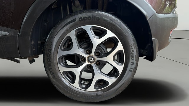 View Renault Captur Image 8 Used Renault Captur Image 8