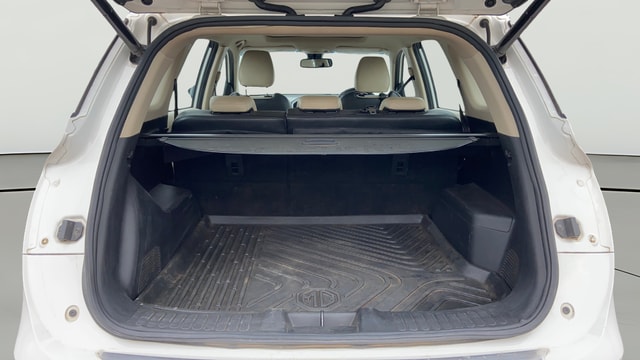 View MG Hector Image 40 Used MG Hector Image 40