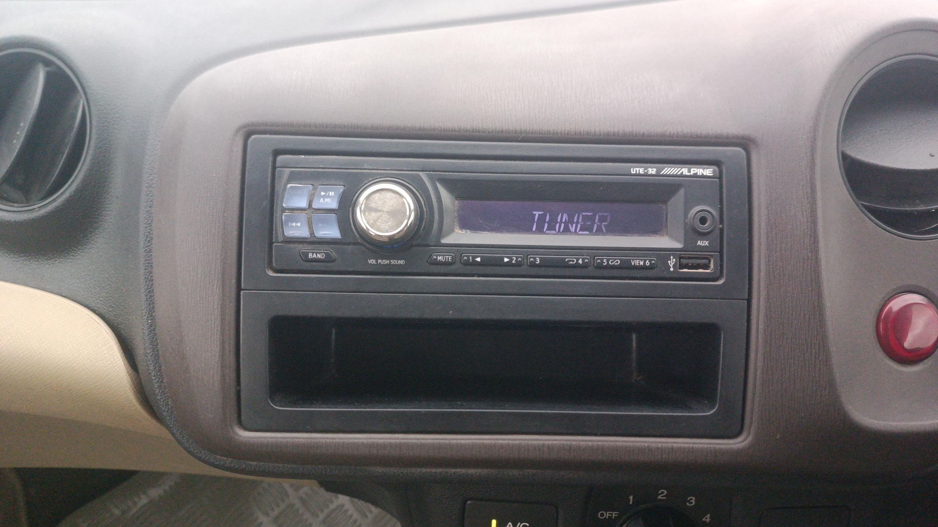 Used 2013 Honda Brio Used 2013 Honda Brio