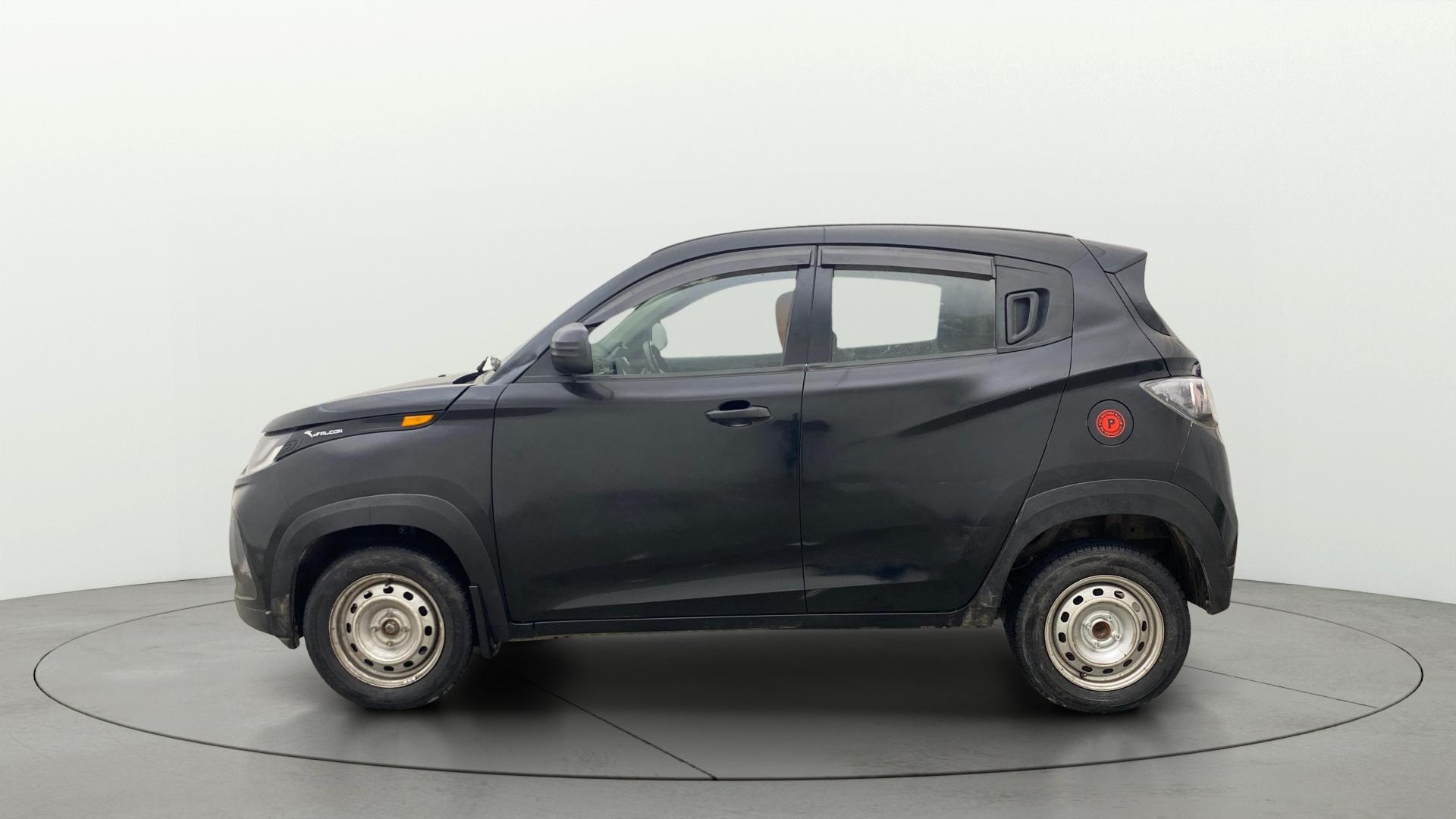 View 2019 Mahindra KUV100 K2 Petrol BS IV Image 5 Used 2019 Mahindra KUV100 K2 Petrol BS IV Image 5