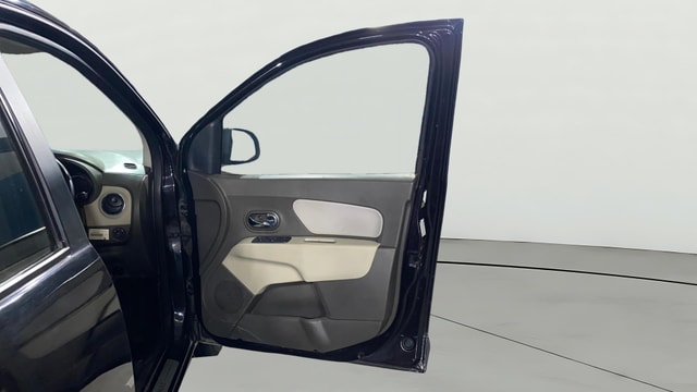 View Renault Lodgy Image 46 Used Renault Lodgy Image 46