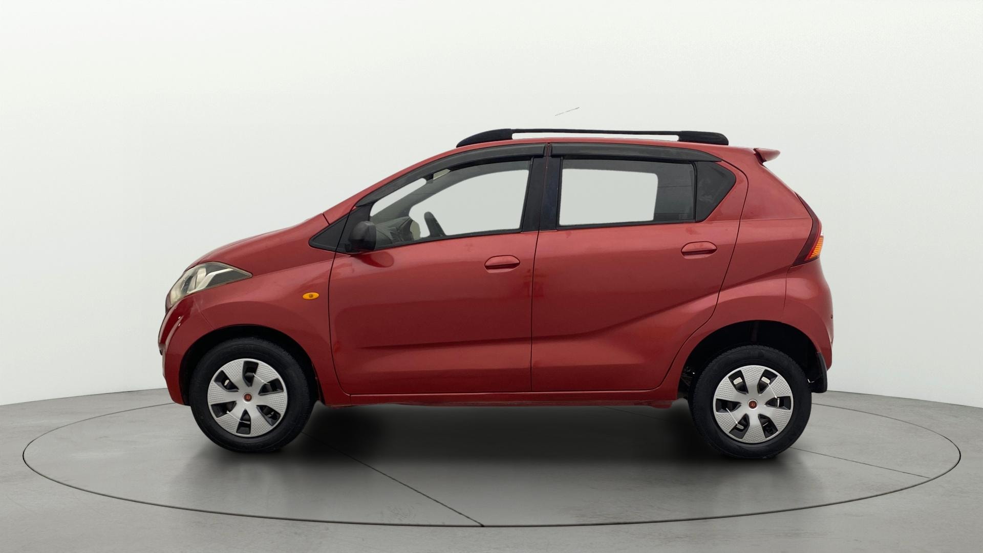 View 2017 Datsun Redi GO T(O) 0.8L -Limited Edition Image 5 Used 2017 Datsun Redi GO T(O) 0.8L -Limited Edition Image 5