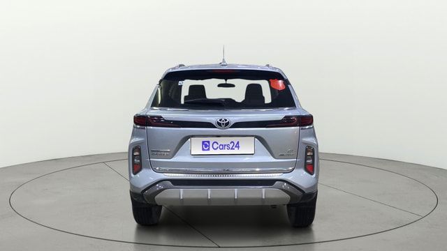 View Toyota Urban Cruiser Hyryder Image 41 Used Toyota Urban Cruiser Hyryder Image 41