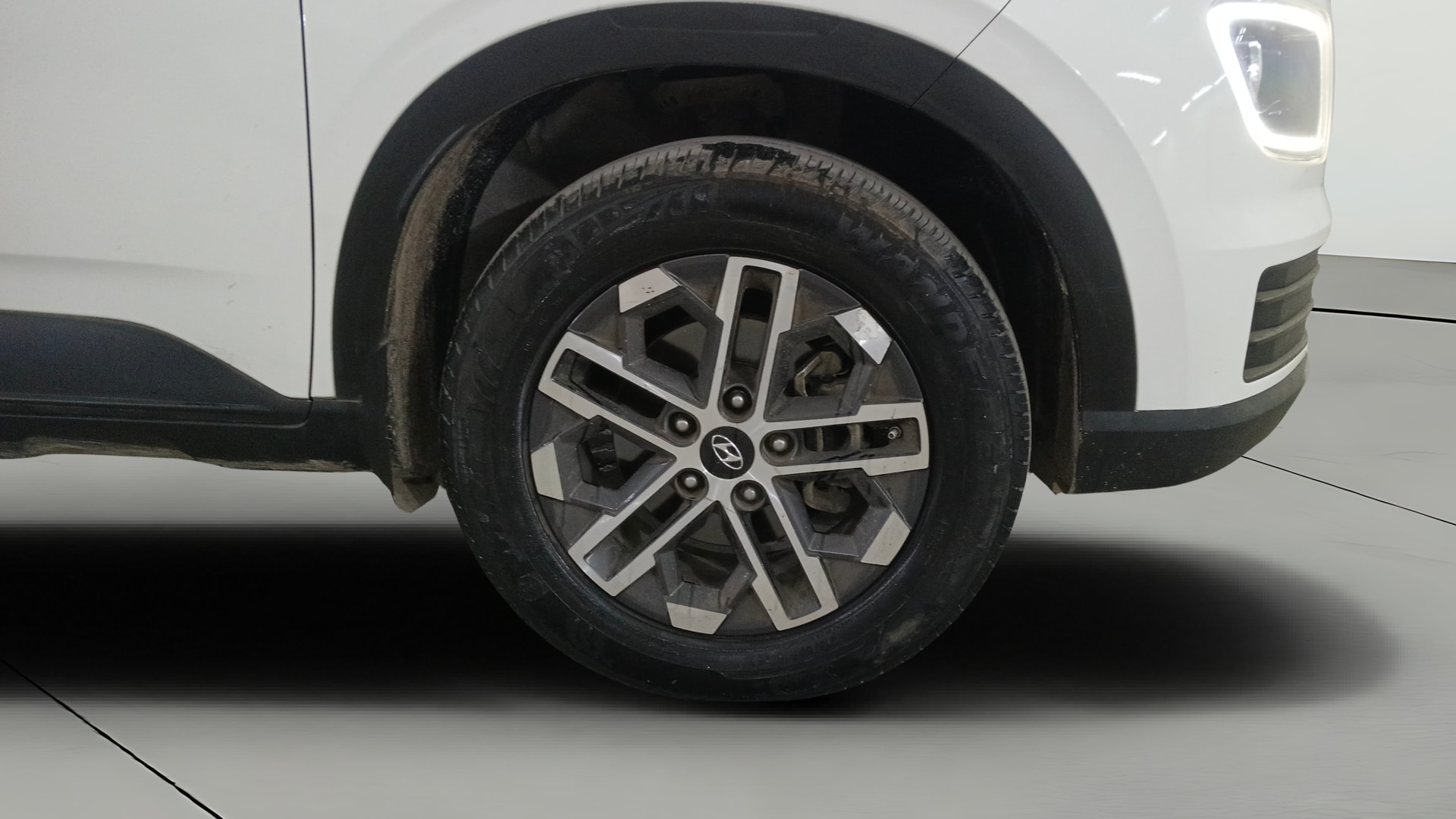 View 2023 Hyundai Venue SX (O) 1.0 Turbo Petrol DCT Image 45 Used 2023 Hyundai Venue SX (O) 1.0 Turbo Petrol DCT Image 45