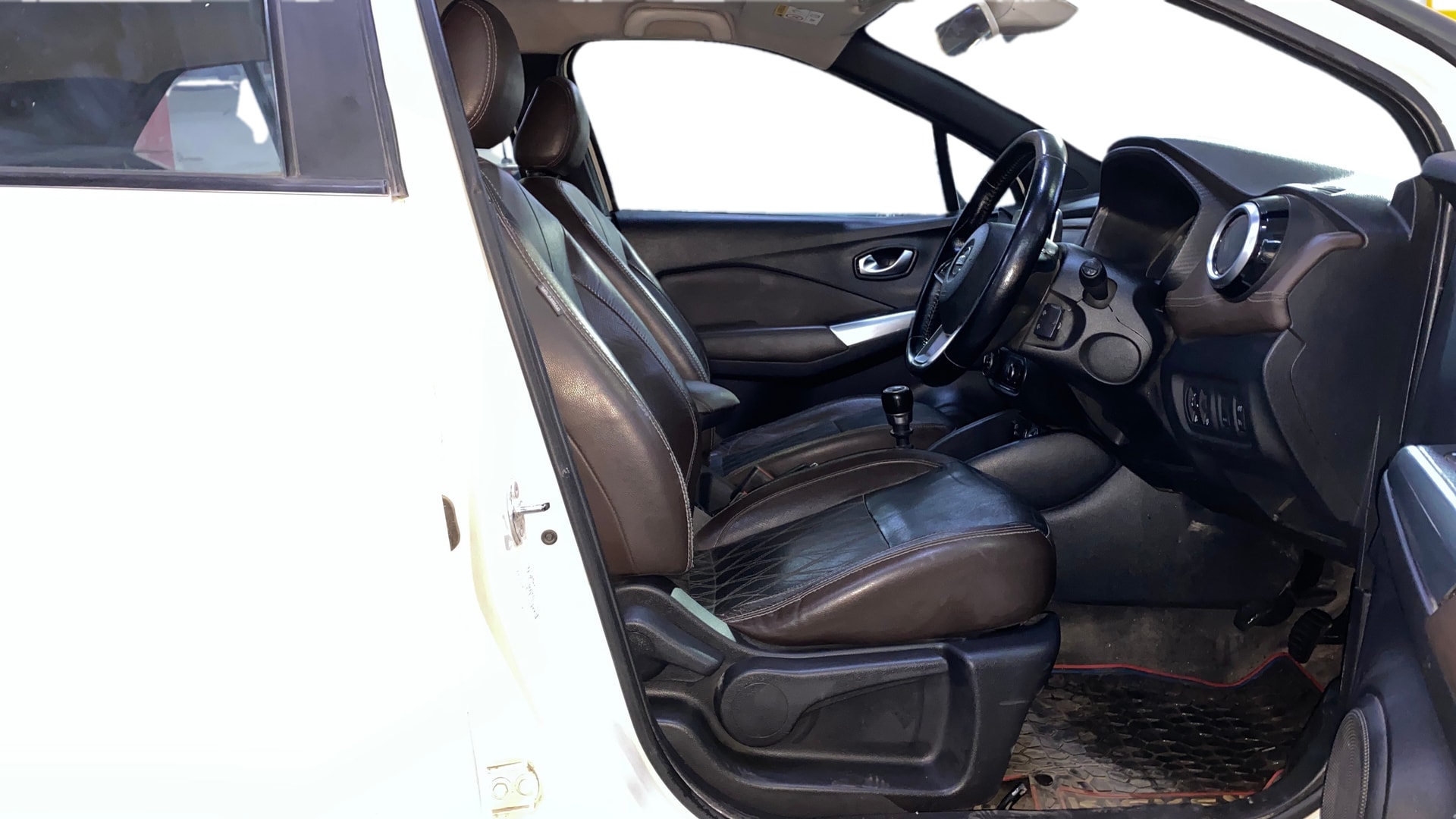 View 2020 Nissan Kicks XV Petrol BS IV Image 26 Used 2020 Nissan Kicks XV Petrol BS IV Image 26