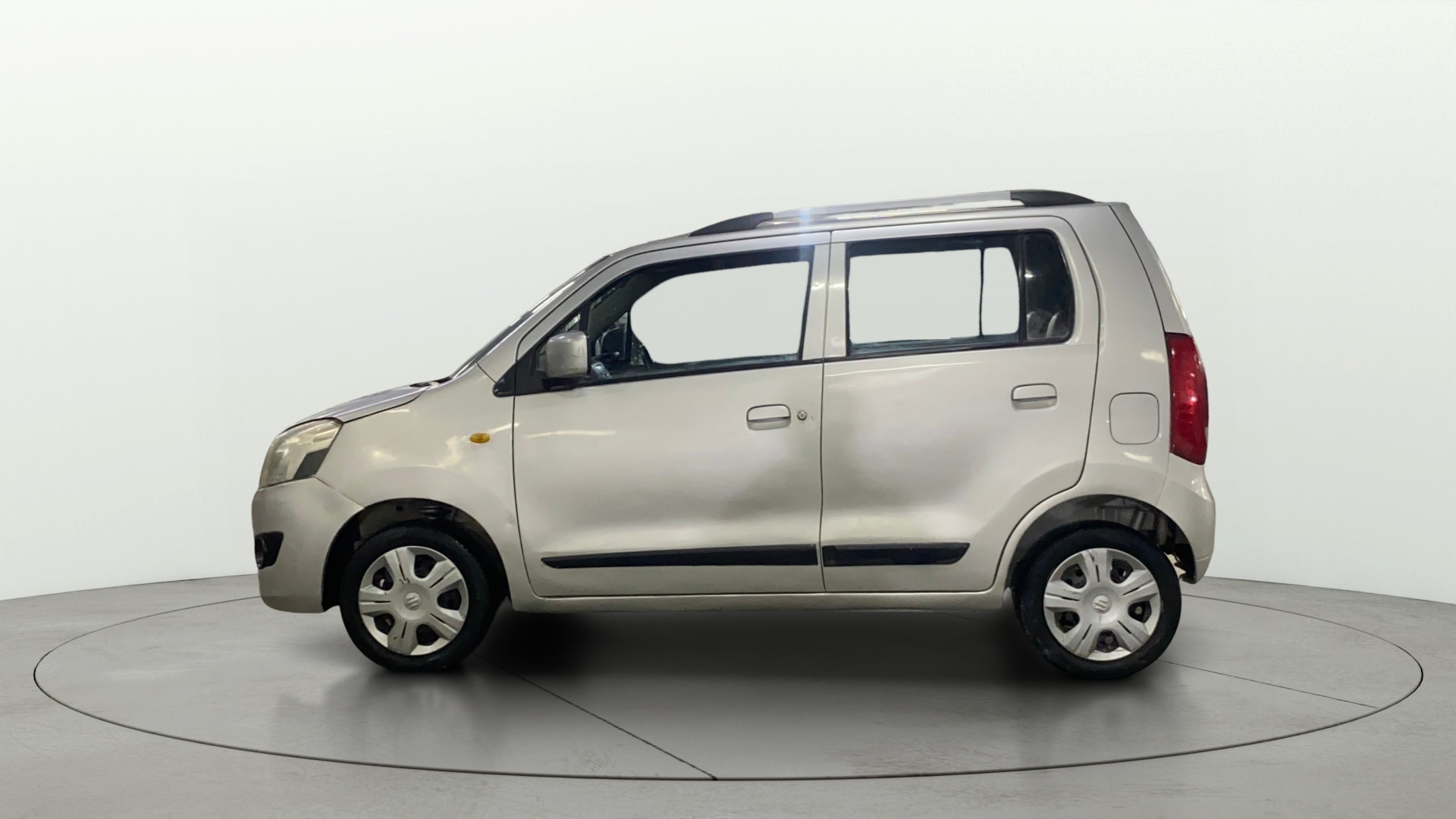 Used 2015 Maruti Suzuki 1000 Used 2015 Maruti Suzuki 1000