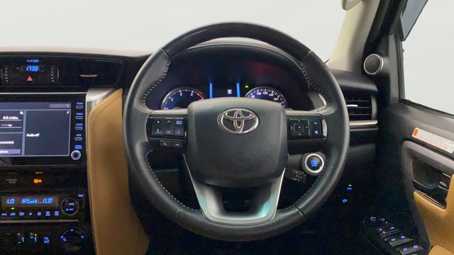 View Toyota Fortuner Image 14 Used Toyota Fortuner Image 14