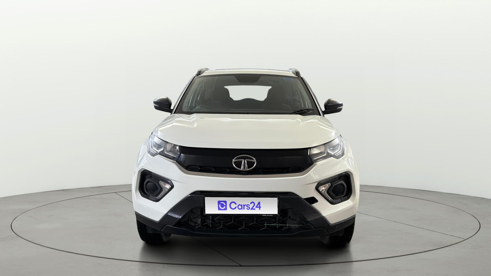 2020 टाटा नेक्सन Revotron XE 2020 टाटा नेक्सन Revotron XE