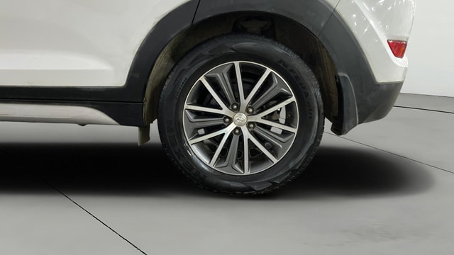 View Hyundai Tucson Image 8 Used Hyundai Tucson Image 8