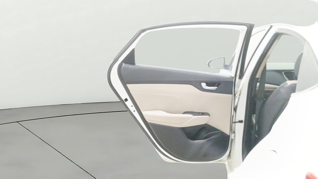 View Hyundai Verna Image 23 Used Hyundai Verna Image 23