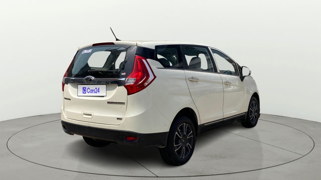 View Mahindra Marazzo Image 46 Used Mahindra Marazzo Image 46