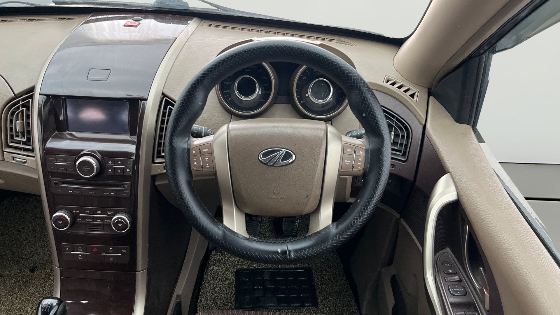 Used 2014 Mahindra XUV500 Used 2014 Mahindra XUV500