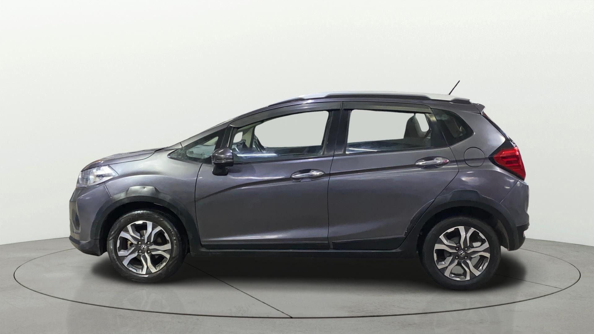 View 2020 Honda WR-V S MT Diesel Edge Edition Image 26 Used 2020 Honda WR-V S MT Diesel Edge Edition Image 26