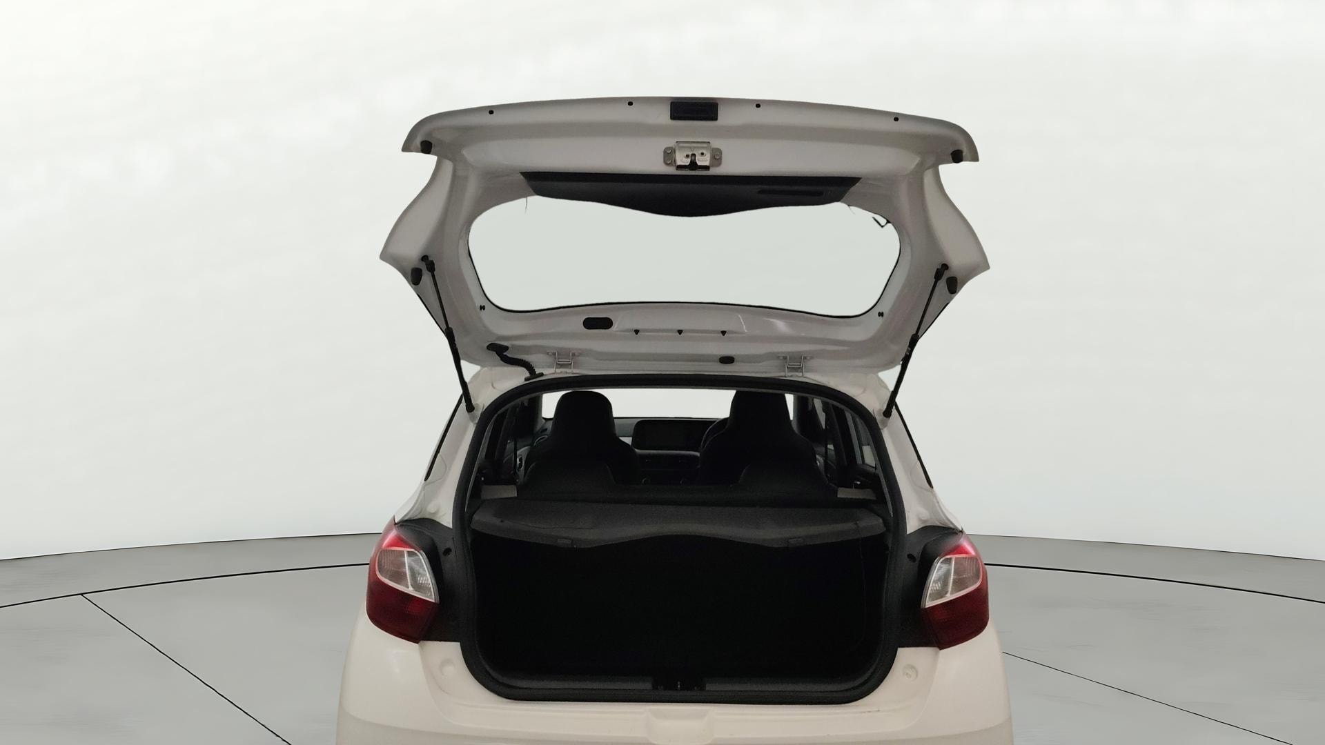 View 2022 Hyundai Grand i10 Nios Sportz Petrol Image 16 Used 2022 Hyundai Grand i10 Nios Sportz Petrol Image 16