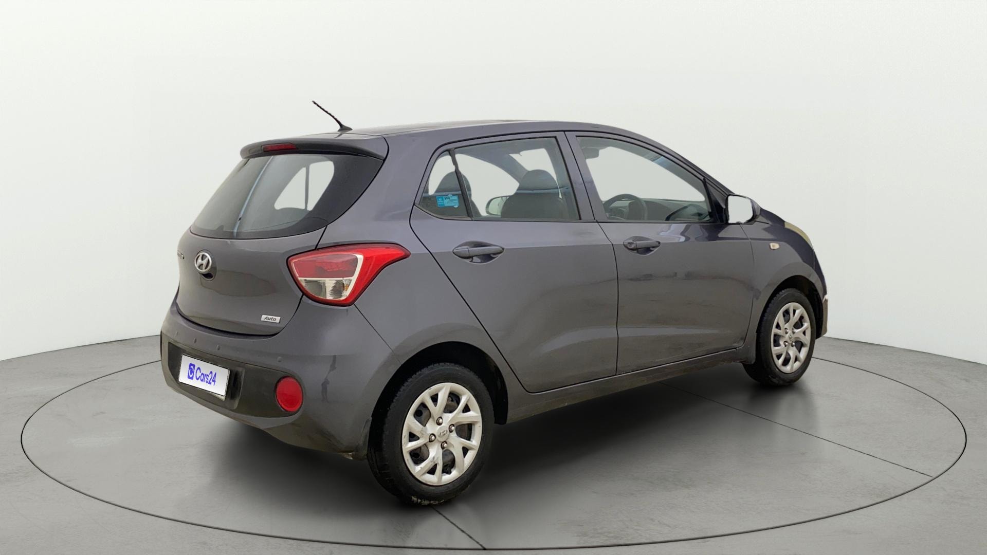 View 2018 Hyundai Grand i10 1.2 Magna Petrol AT Image 41 Used 2018 Hyundai Grand i10 1.2 Magna Petrol AT Image 41