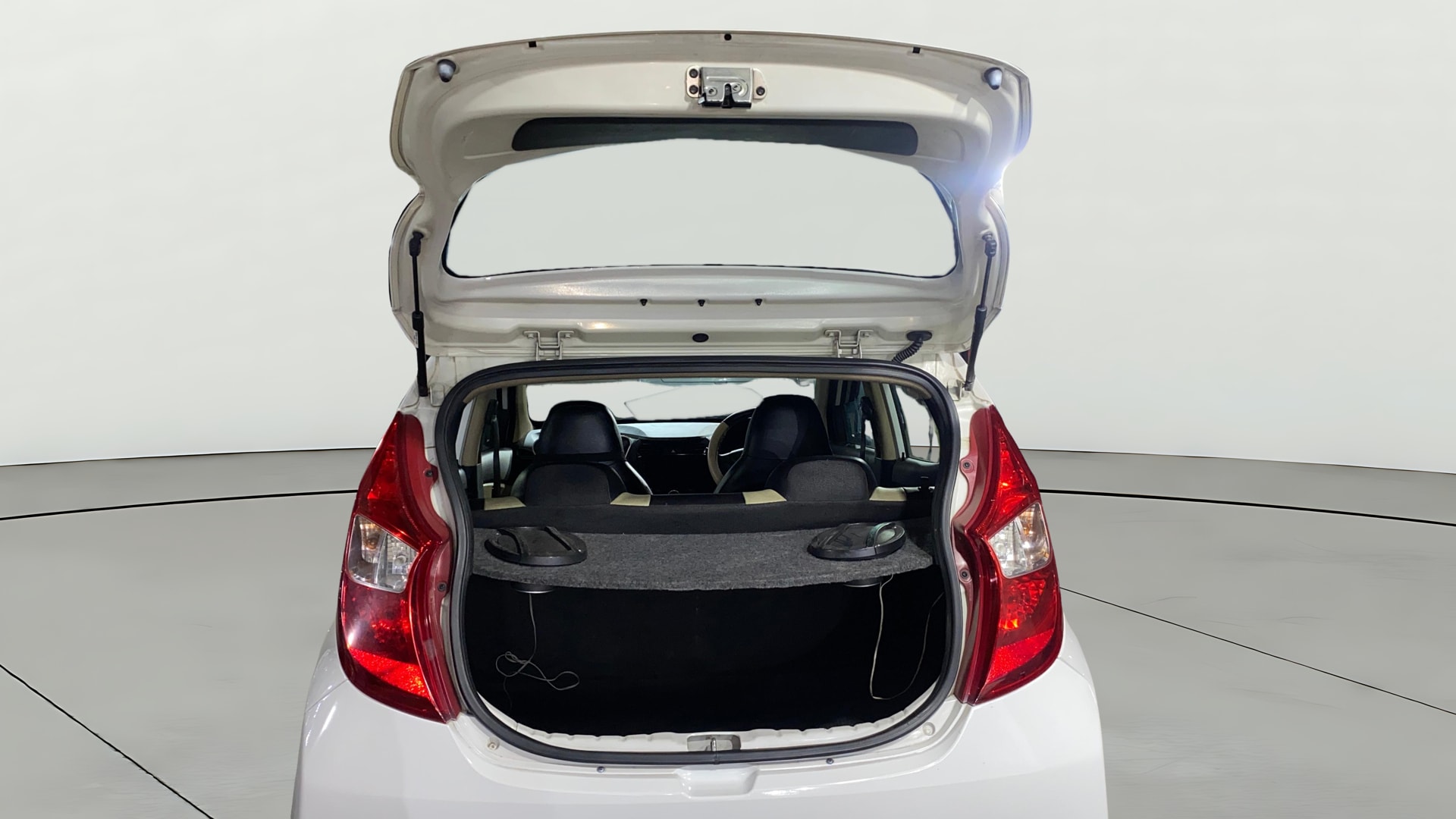 Used 2014 Hyundai EON Used 2014 Hyundai EON