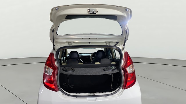 View Hyundai EON Image 37 Used Hyundai EON Image 37